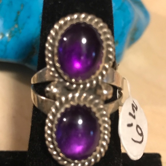 marked Jewelry - Beautiful Amethyst and sterling ring